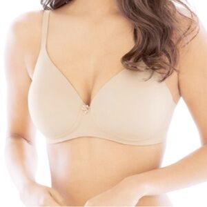 Soma 34B Embraceable Wireless Bra Light Nude
